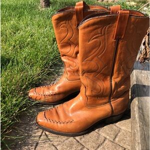 Wrangler Men’s Cowboy Square Toe Boots
